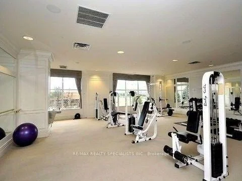 25, Kingsbridge Garden, Hurontario, Mississauga