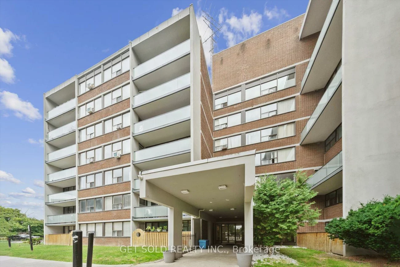 2121, Roche, Sheridan, Mississauga