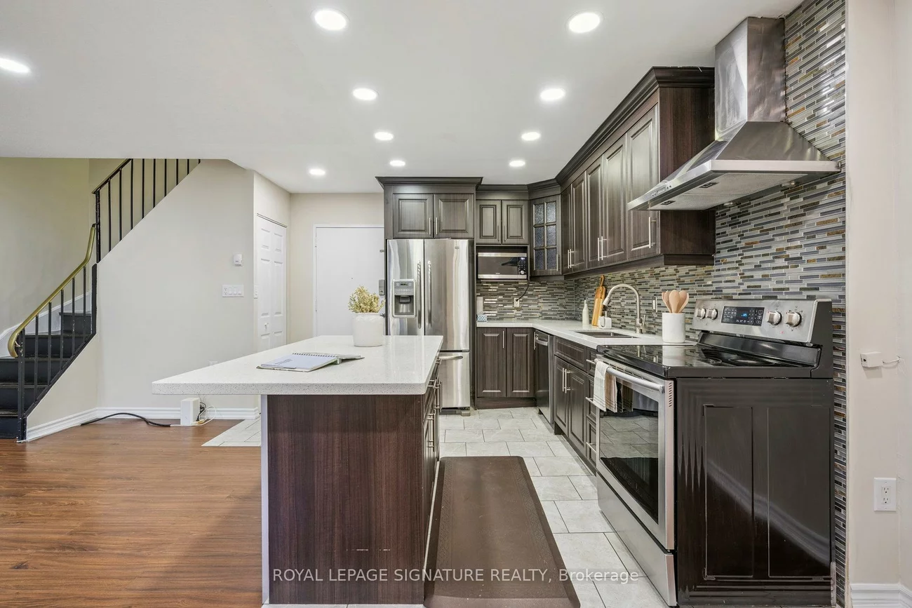 1624, Bloor, Applewood, Mississauga