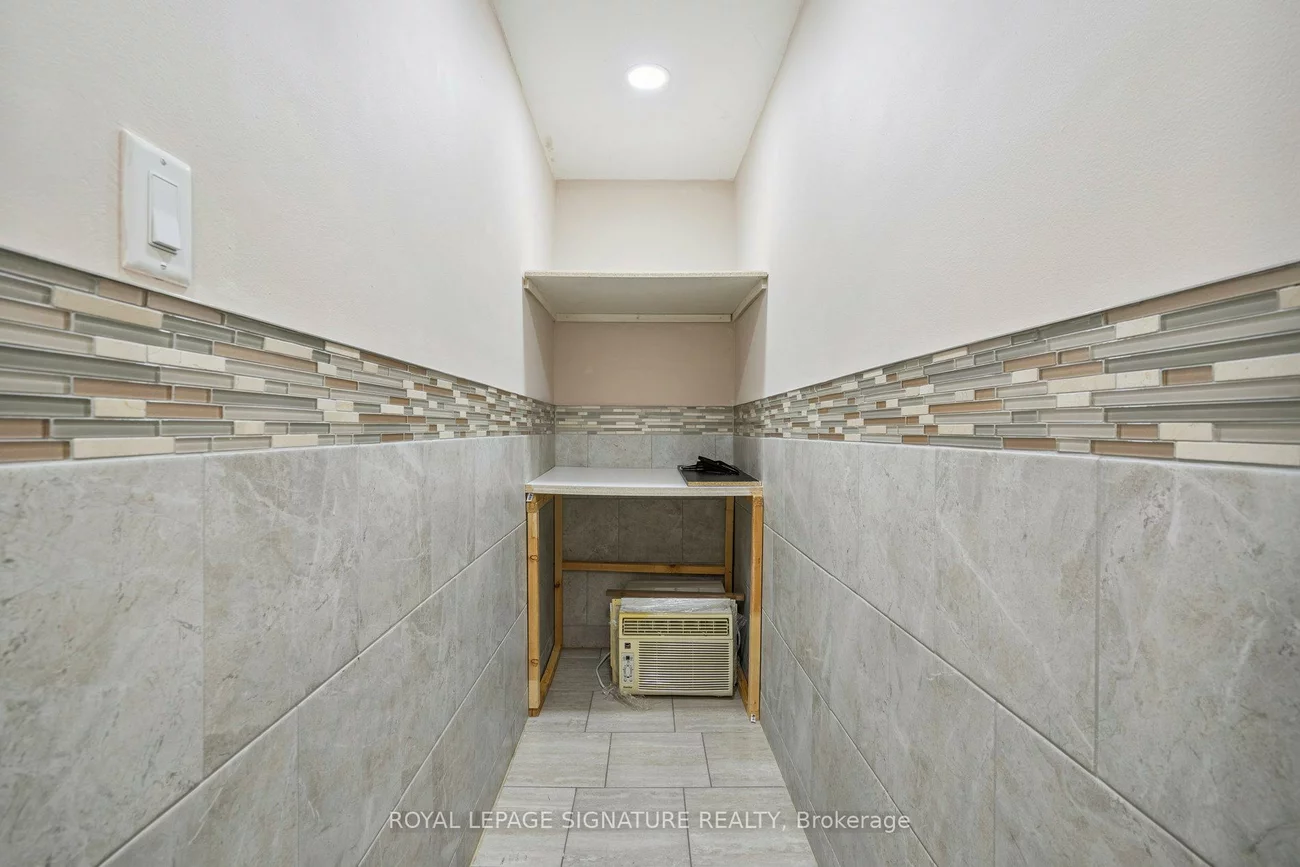 1624, Bloor, Applewood, Mississauga