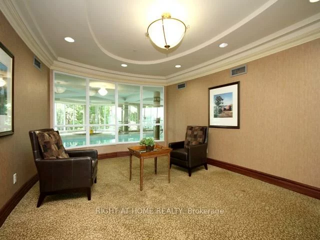 2545, Erin Centre, Central Erin Mills, Mississauga