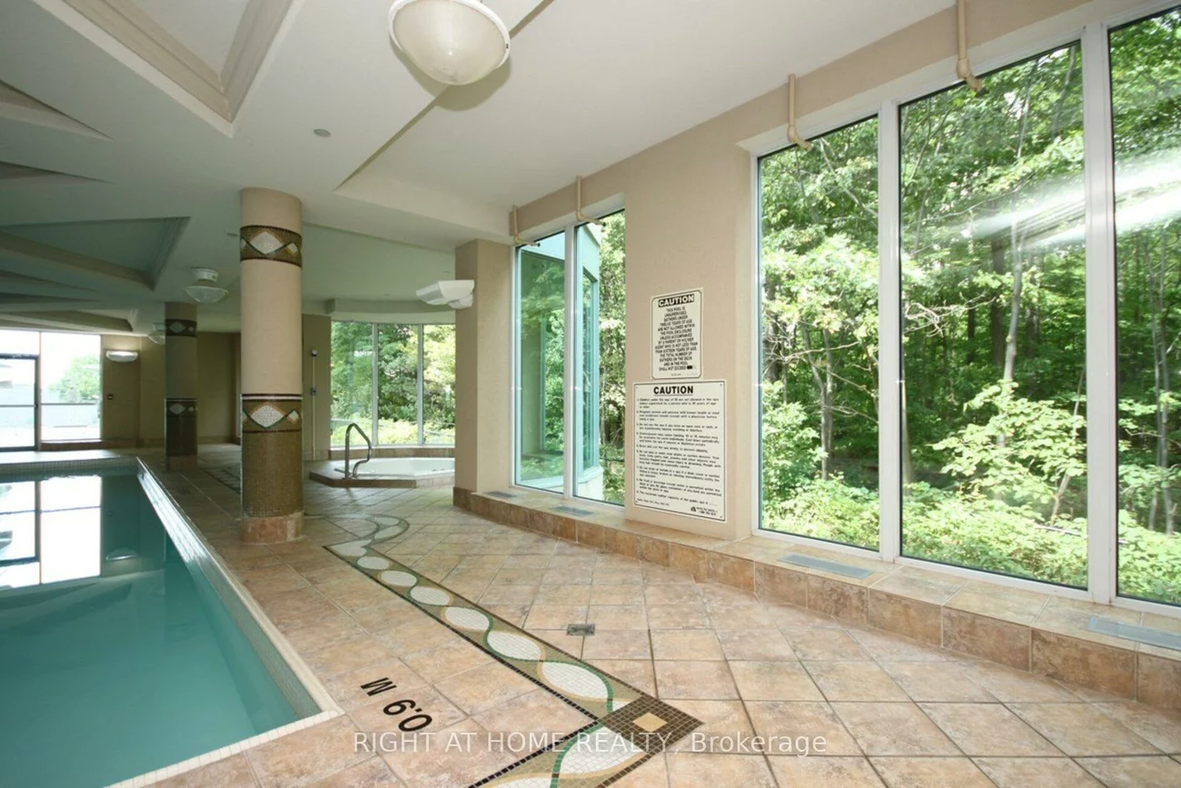 2545, Erin Centre, Central Erin Mills, Mississauga