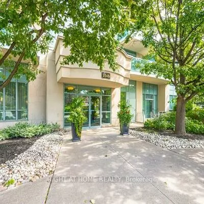 2545, Erin Centre, Central Erin Mills, Mississauga
