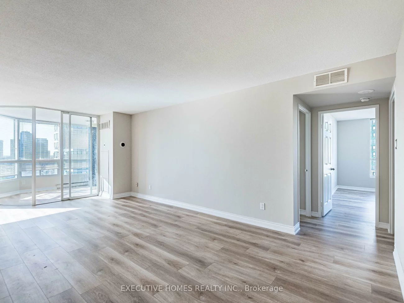 4450, Tucana, Hurontario, Mississauga