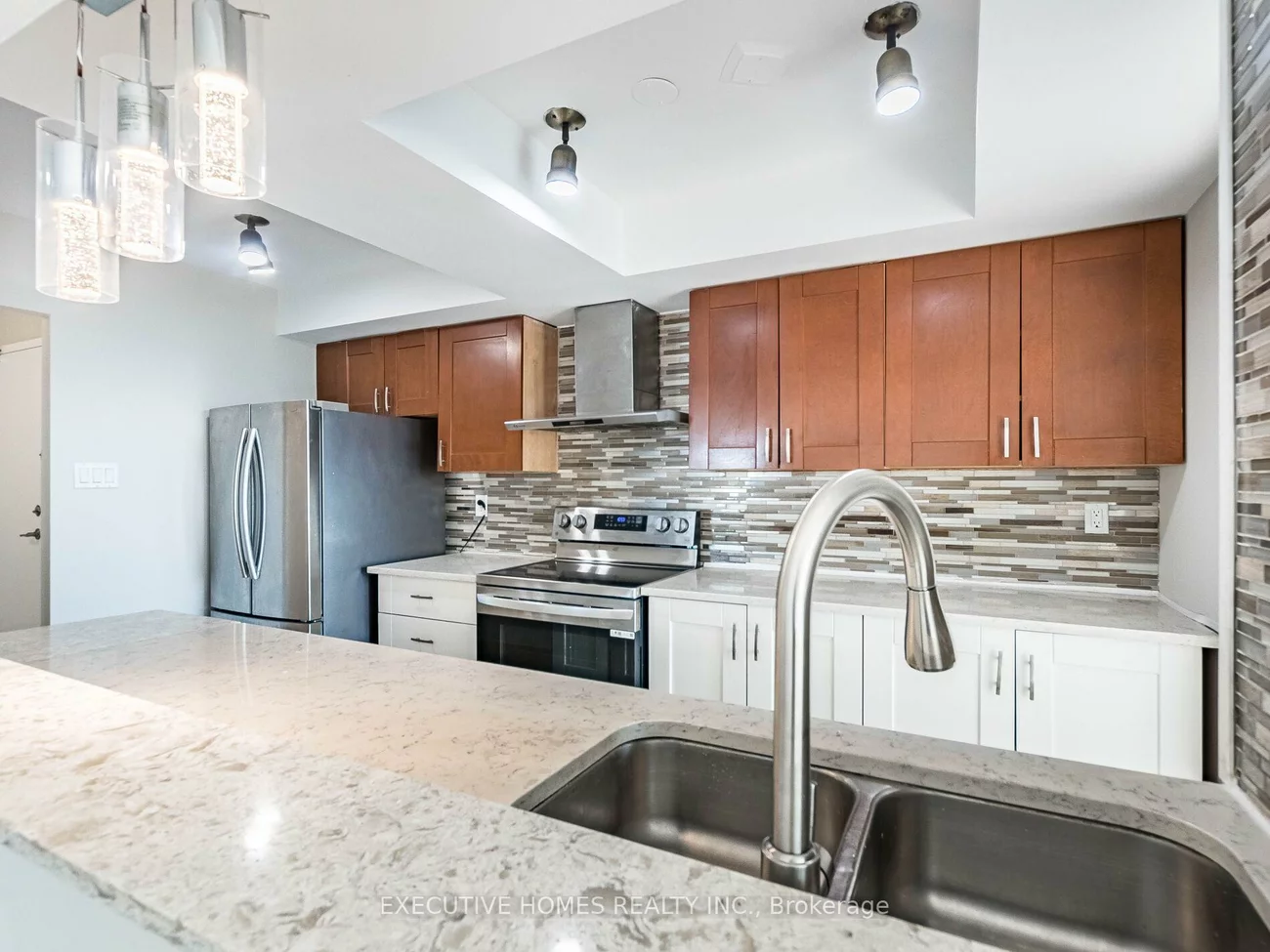4450, Tucana, Hurontario, Mississauga