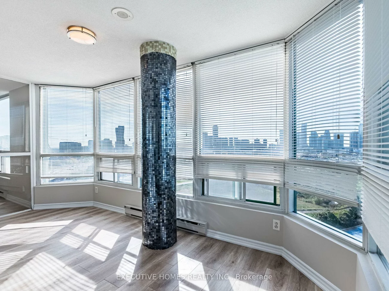 4450, Tucana, Hurontario, Mississauga