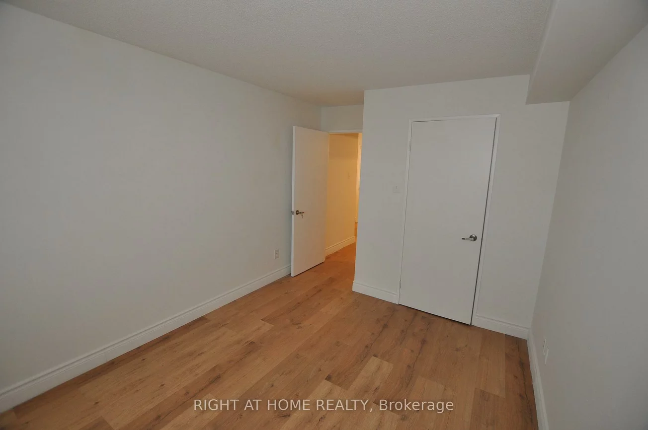 115, Hillcrest, Cooksville, Mississauga