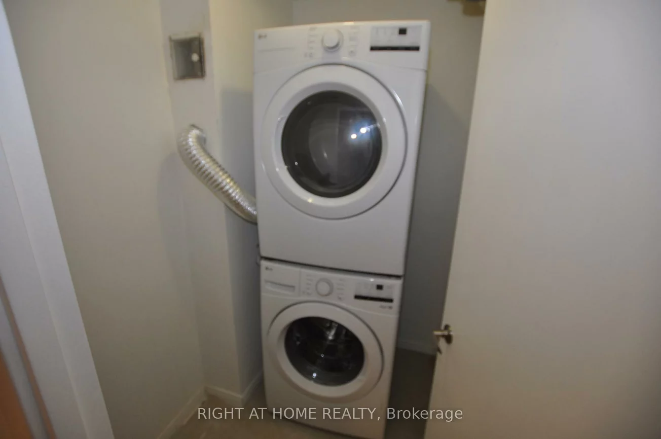 115, Hillcrest, Cooksville, Mississauga