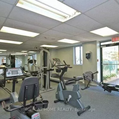 115, Hillcrest, Cooksville, Mississauga