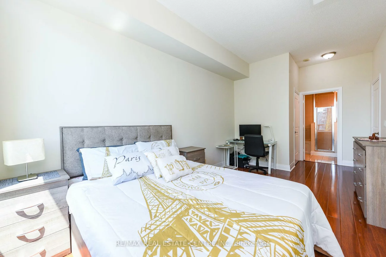 90, Absolute, City Centre, Mississauga
