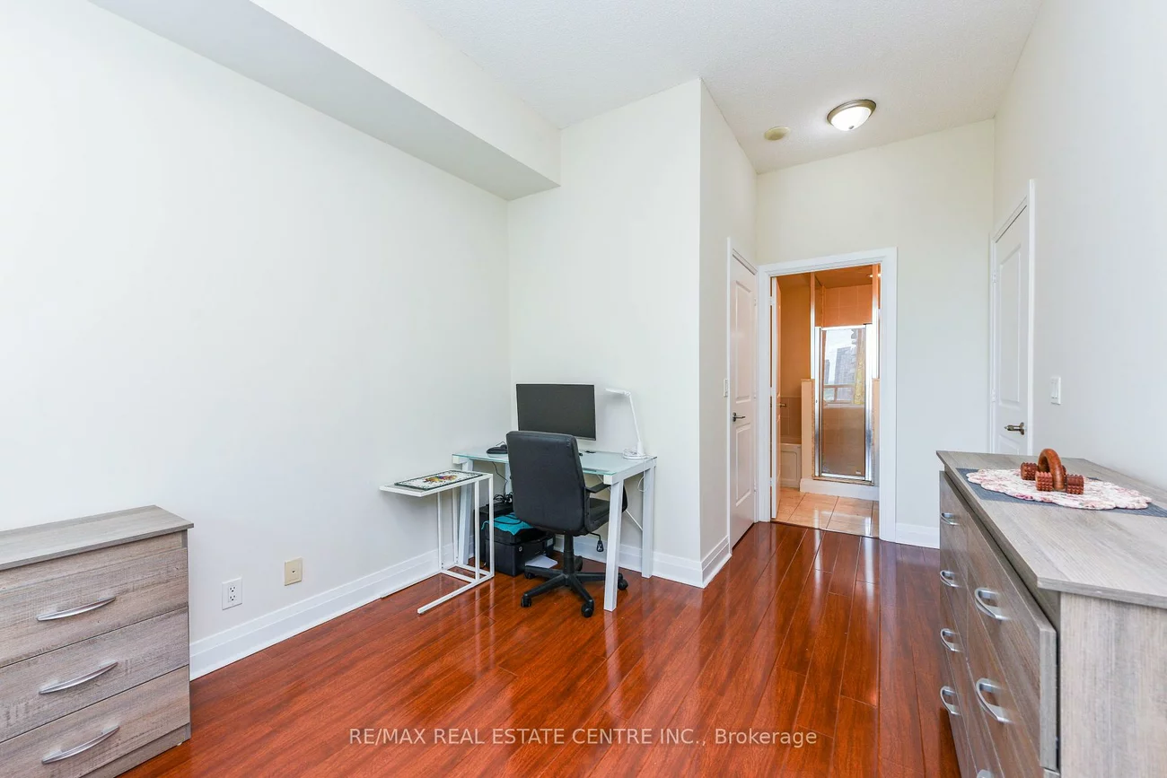 90, Absolute, City Centre, Mississauga