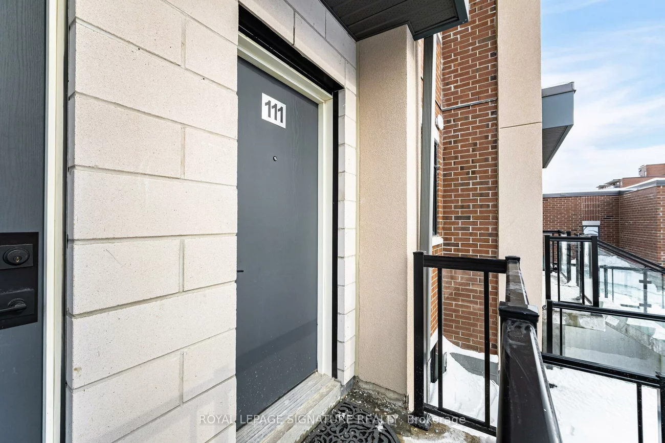 1085, Douglas McCurdy, Lakeview, Mississauga