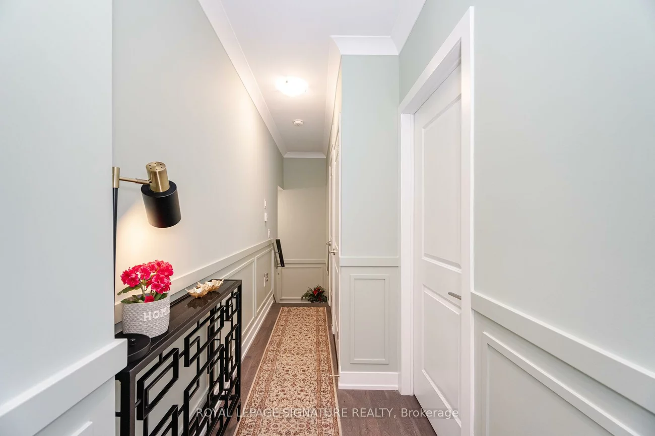 1085, Douglas McCurdy, Lakeview, Mississauga