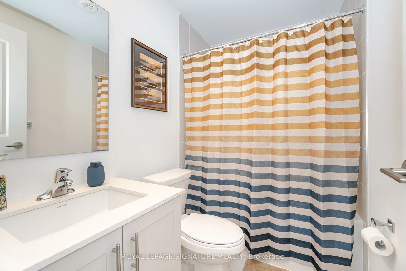 1085, Douglas McCurdy, Lakeview, Mississauga