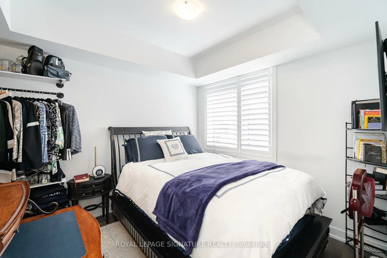 1085, Douglas McCurdy, Lakeview, Mississauga