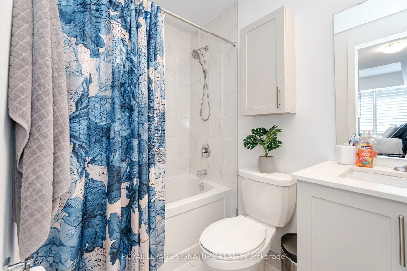1085, Douglas McCurdy, Lakeview, Mississauga
