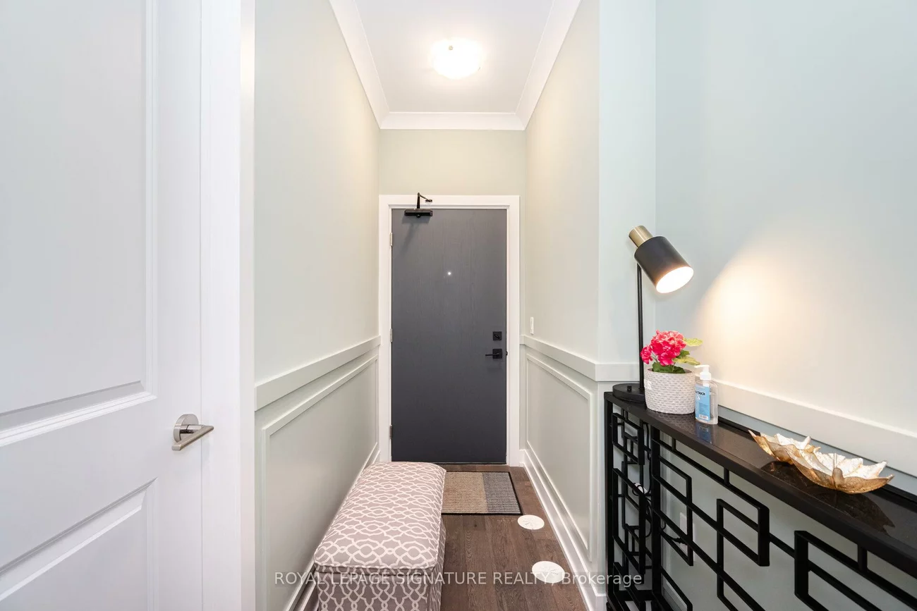 1085, Douglas McCurdy, Lakeview, Mississauga