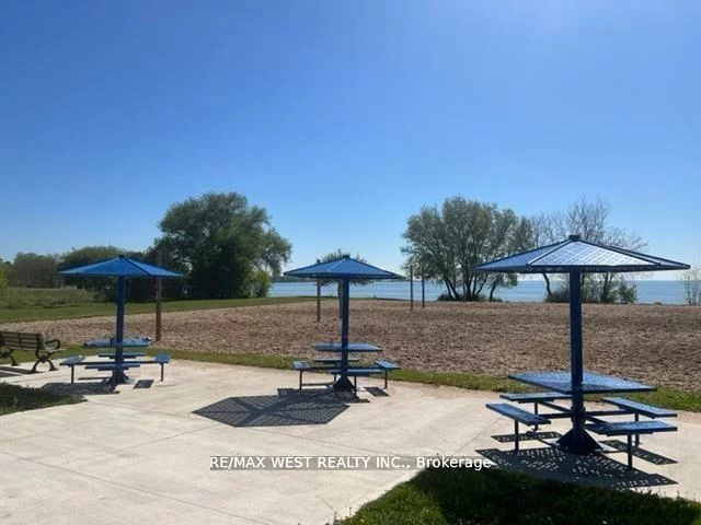 1535, Lakeshore, Lakeview, Mississauga