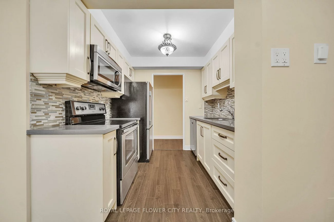 1515, Lakeshore, Lakeview, Mississauga