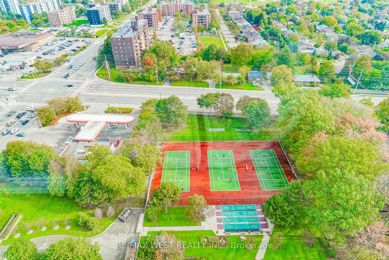 1300, Bloor, Applewood, Mississauga