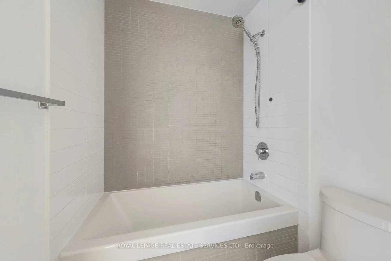 4633, Glen Erin, Central Erin Mills, Mississauga