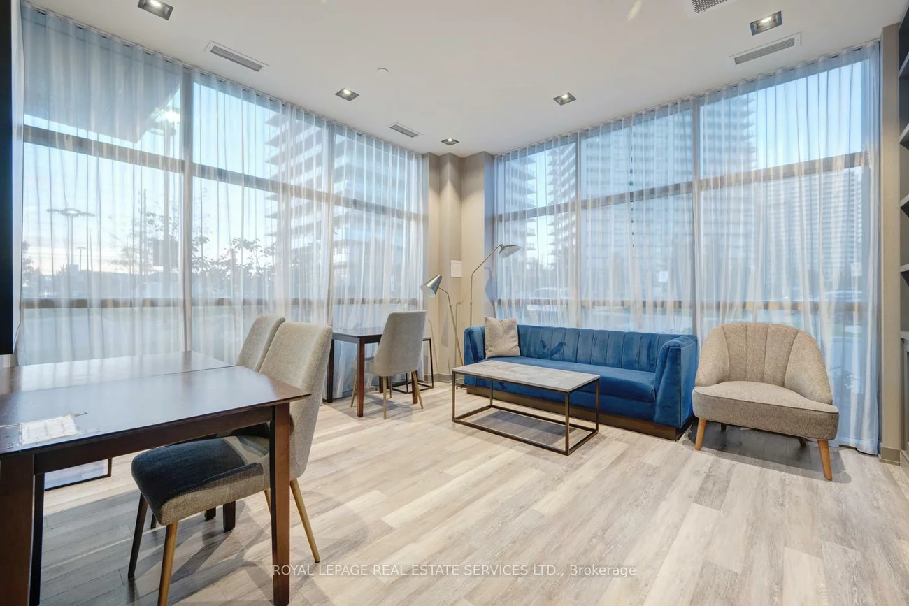 4633, Glen Erin, Central Erin Mills, Mississauga