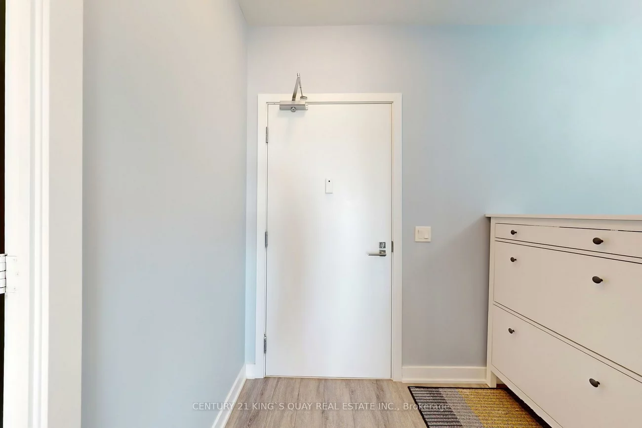 4677, Glen Erin, Central Erin Mills, Mississauga