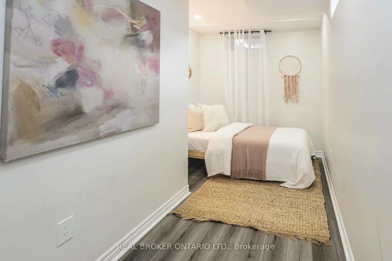 5255, Guildwood, Hurontario, Mississauga