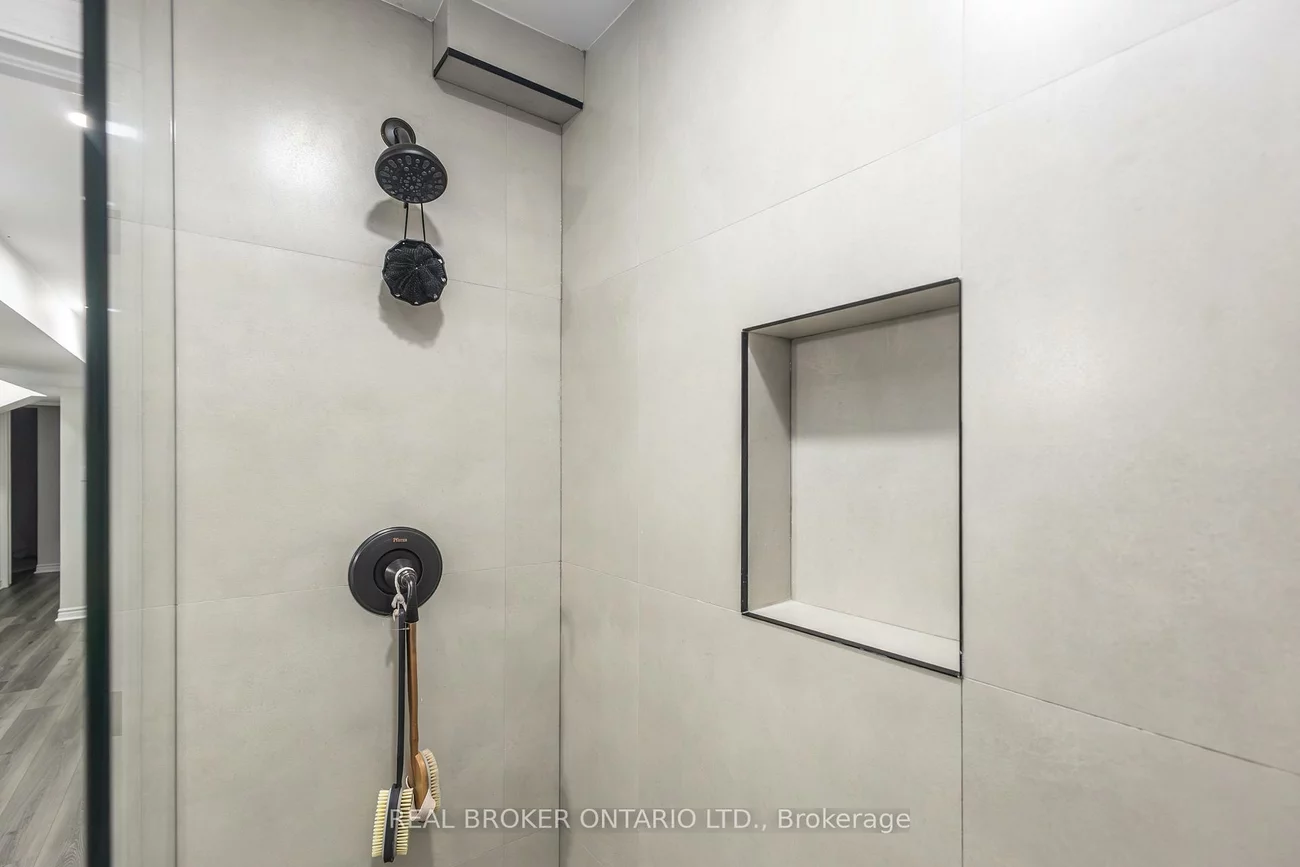 5255, Guildwood, Hurontario, Mississauga