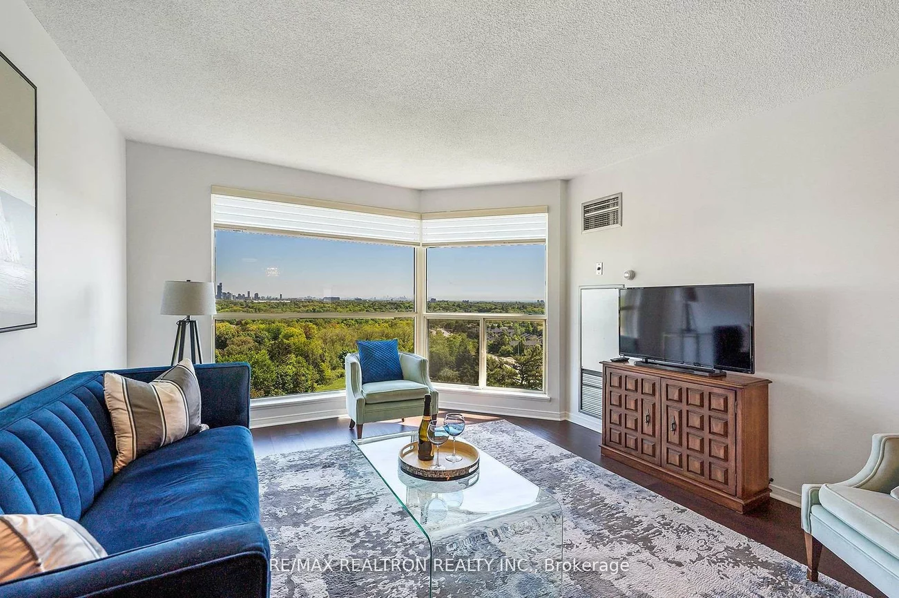 2155, Burnhamthorpe, Erin Mills, Mississauga