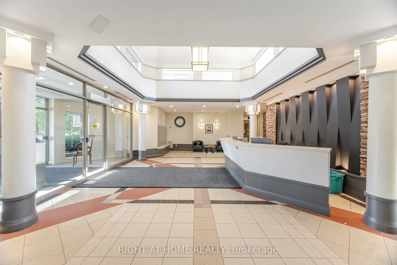 1140, Parkwest, Lakeview, Mississauga