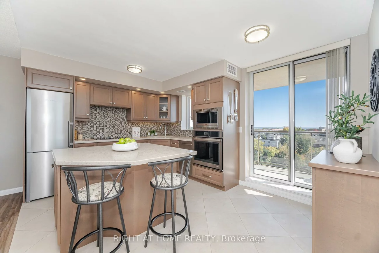 1140, Parkwest, Lakeview, Mississauga