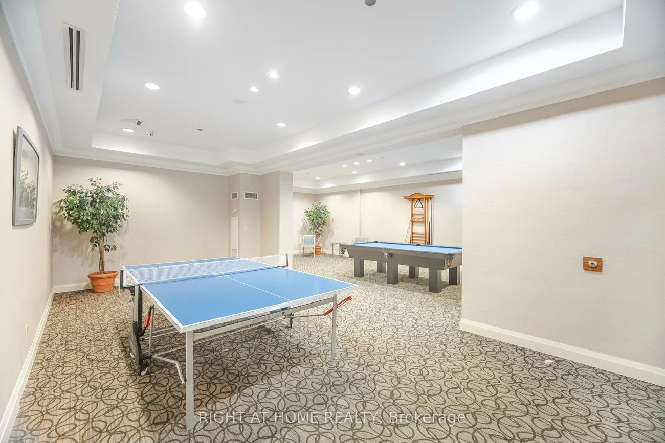 1140, Parkwest, Lakeview, Mississauga