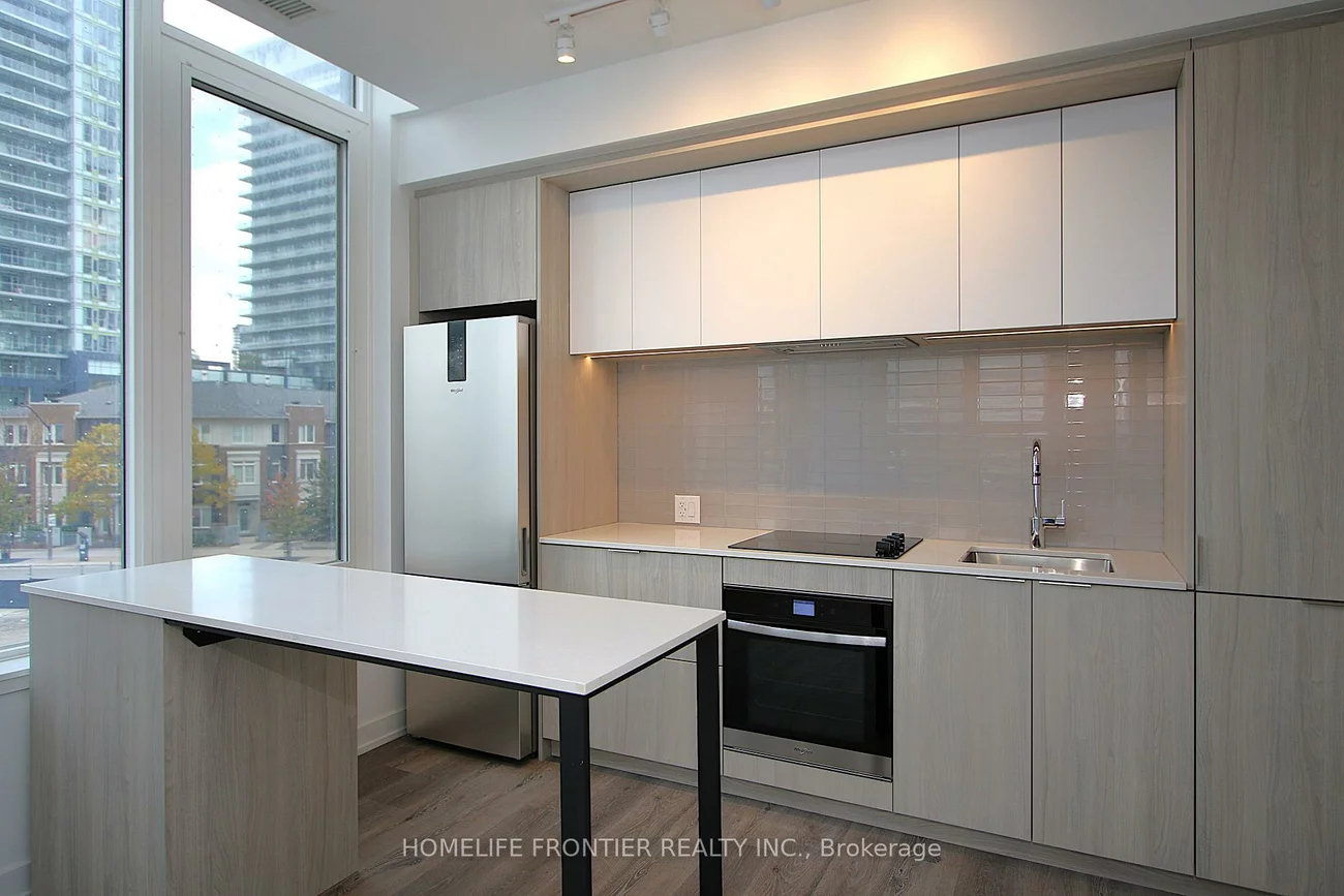 395, Square One, City Centre, Mississauga