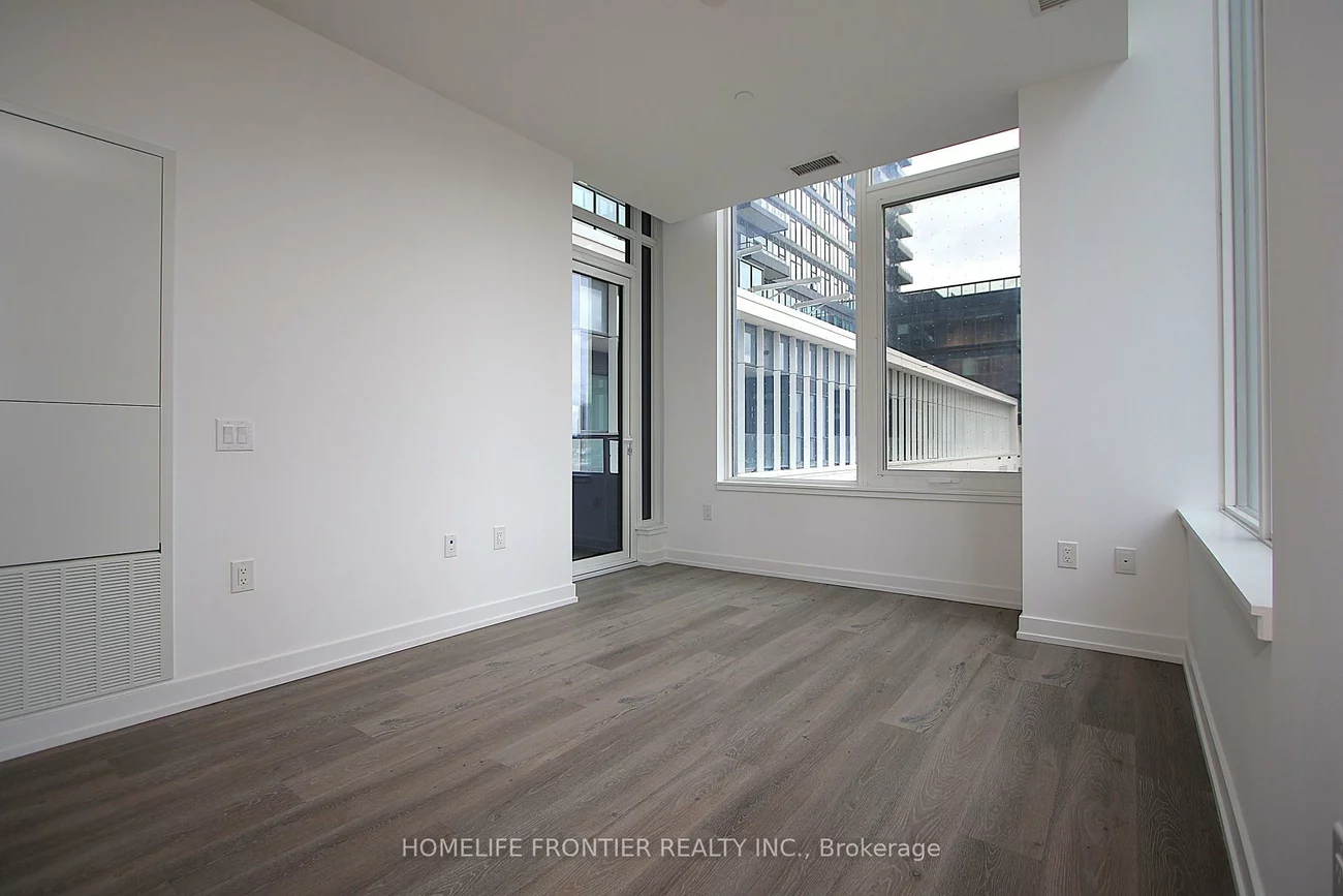 395, Square One, City Centre, Mississauga