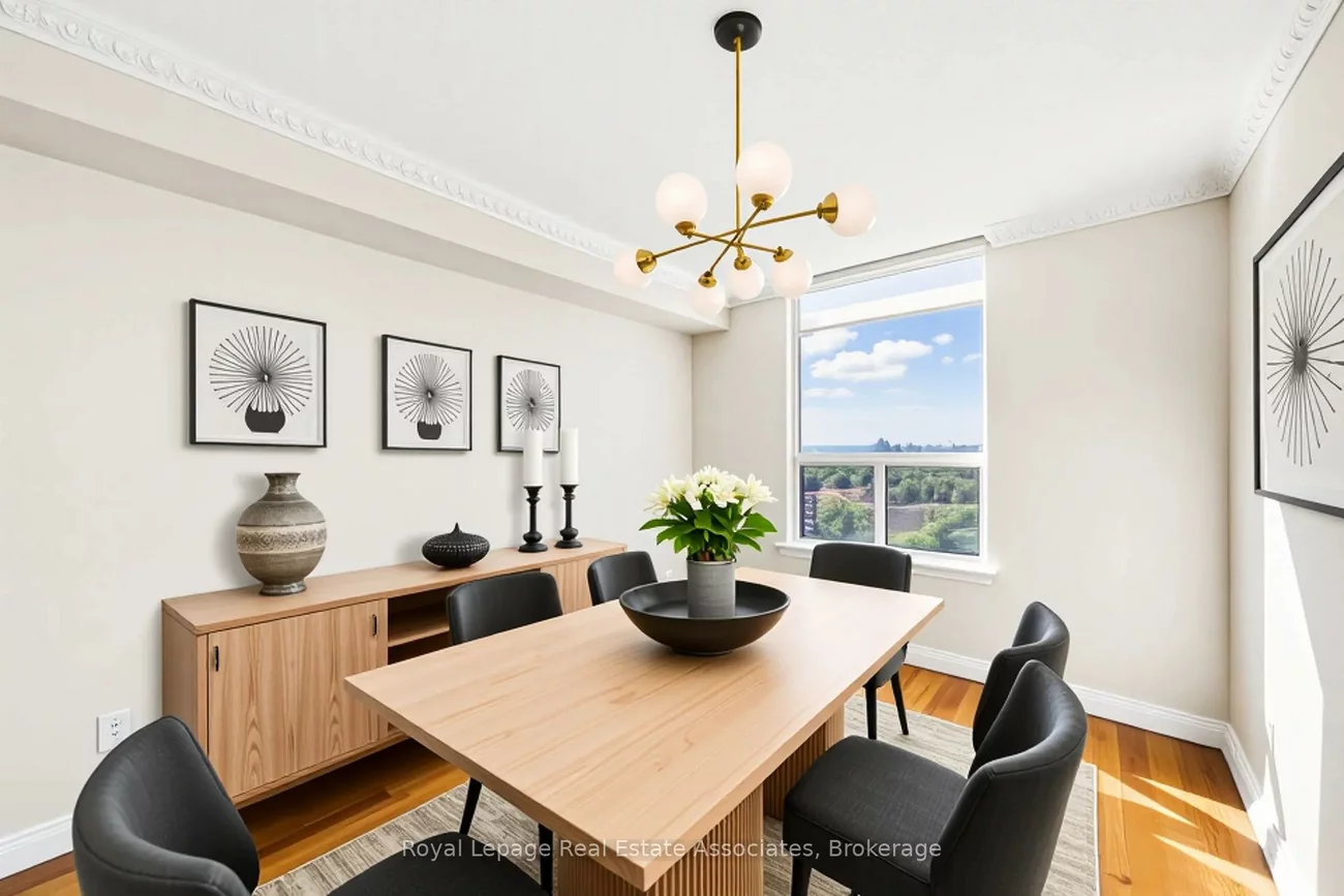 135, Hillcrest, Cooksville, Mississauga