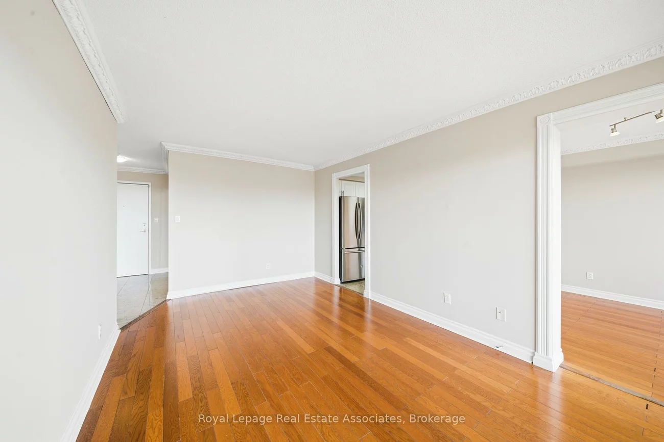 135, Hillcrest, Cooksville, Mississauga