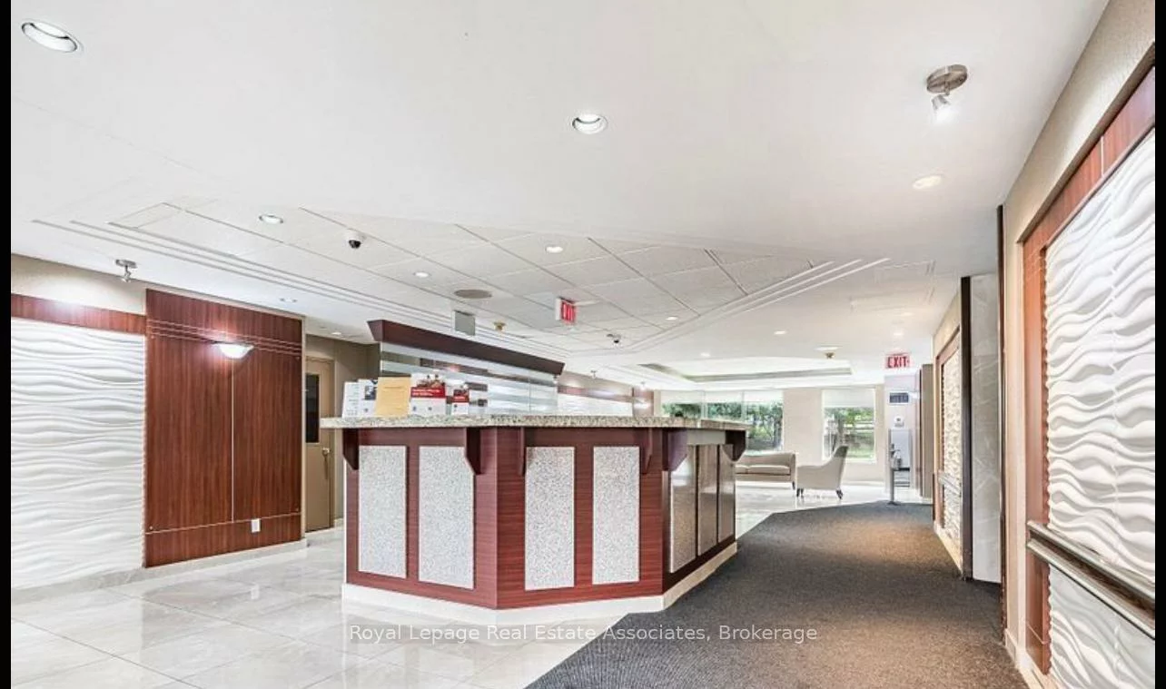 135, Hillcrest, Cooksville, Mississauga