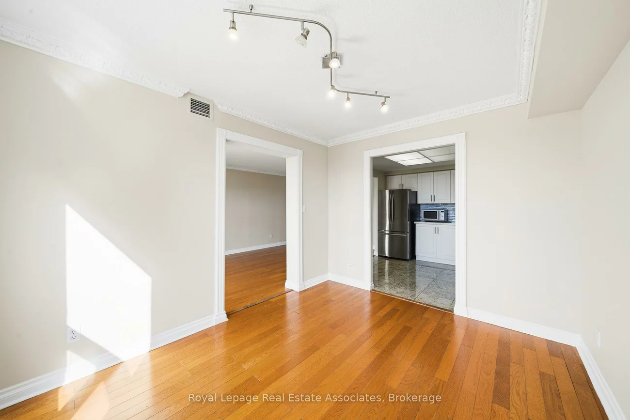 135, Hillcrest, Cooksville, Mississauga