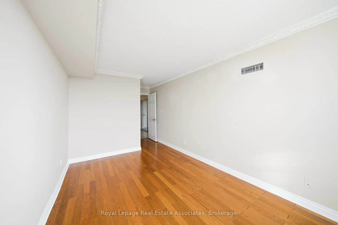 135, Hillcrest, Cooksville, Mississauga