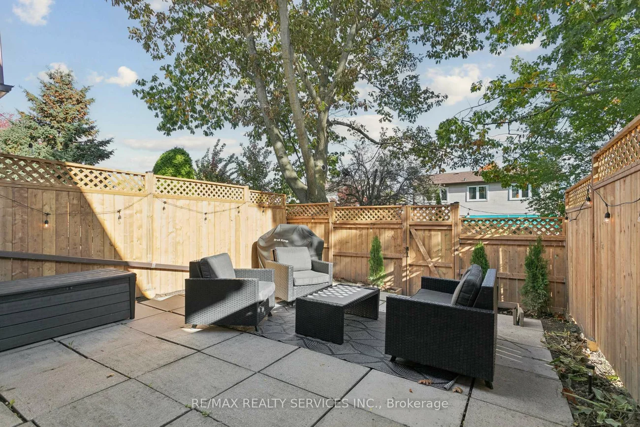 3395, Cliff, Mississauga Valleys, Mississauga