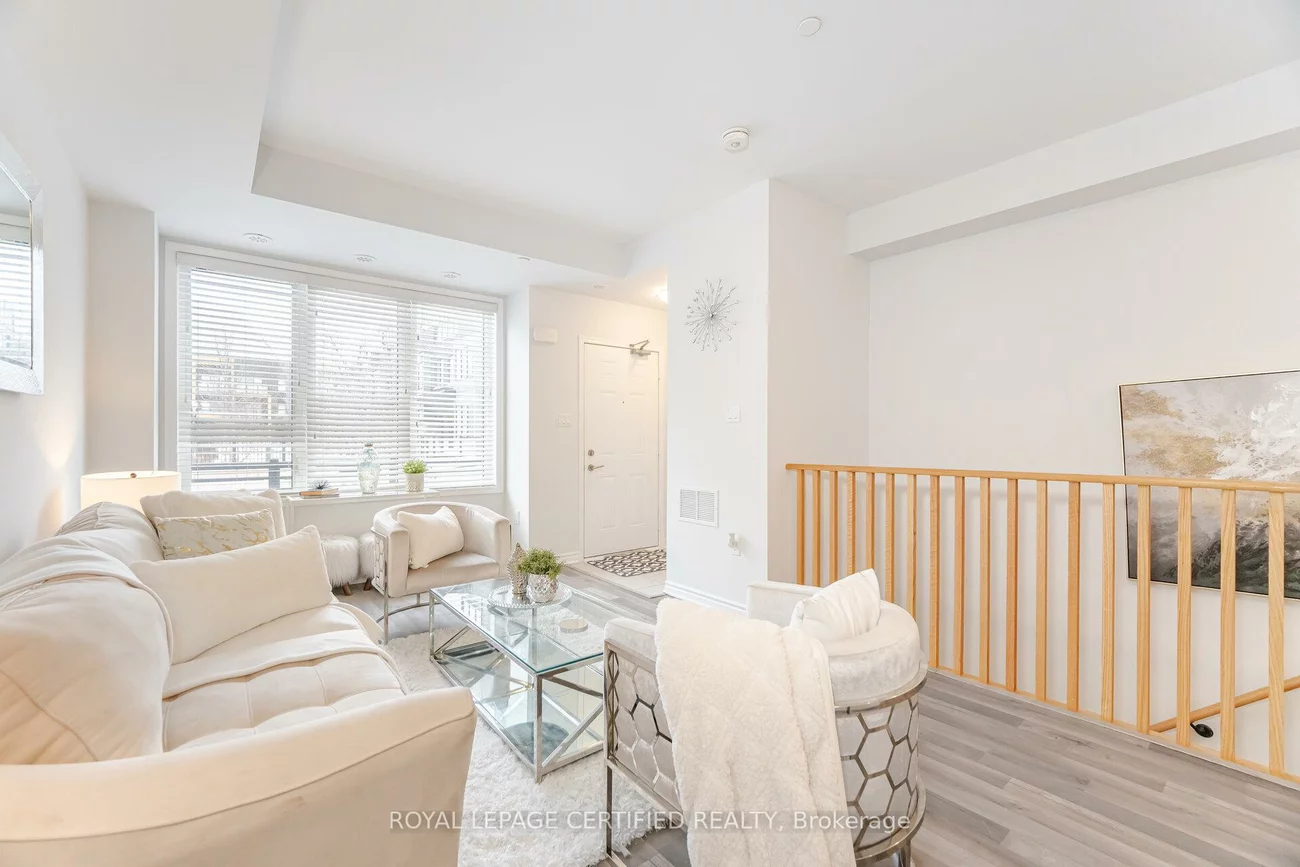 1150, Stroud, Clarkson, Mississauga