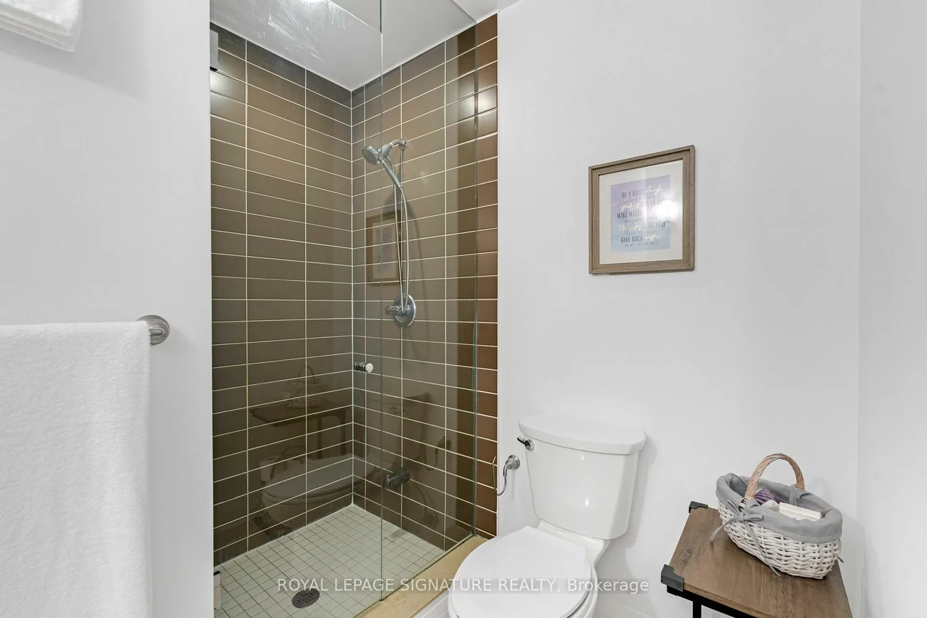 1, Hurontario, Port Credit, Mississauga