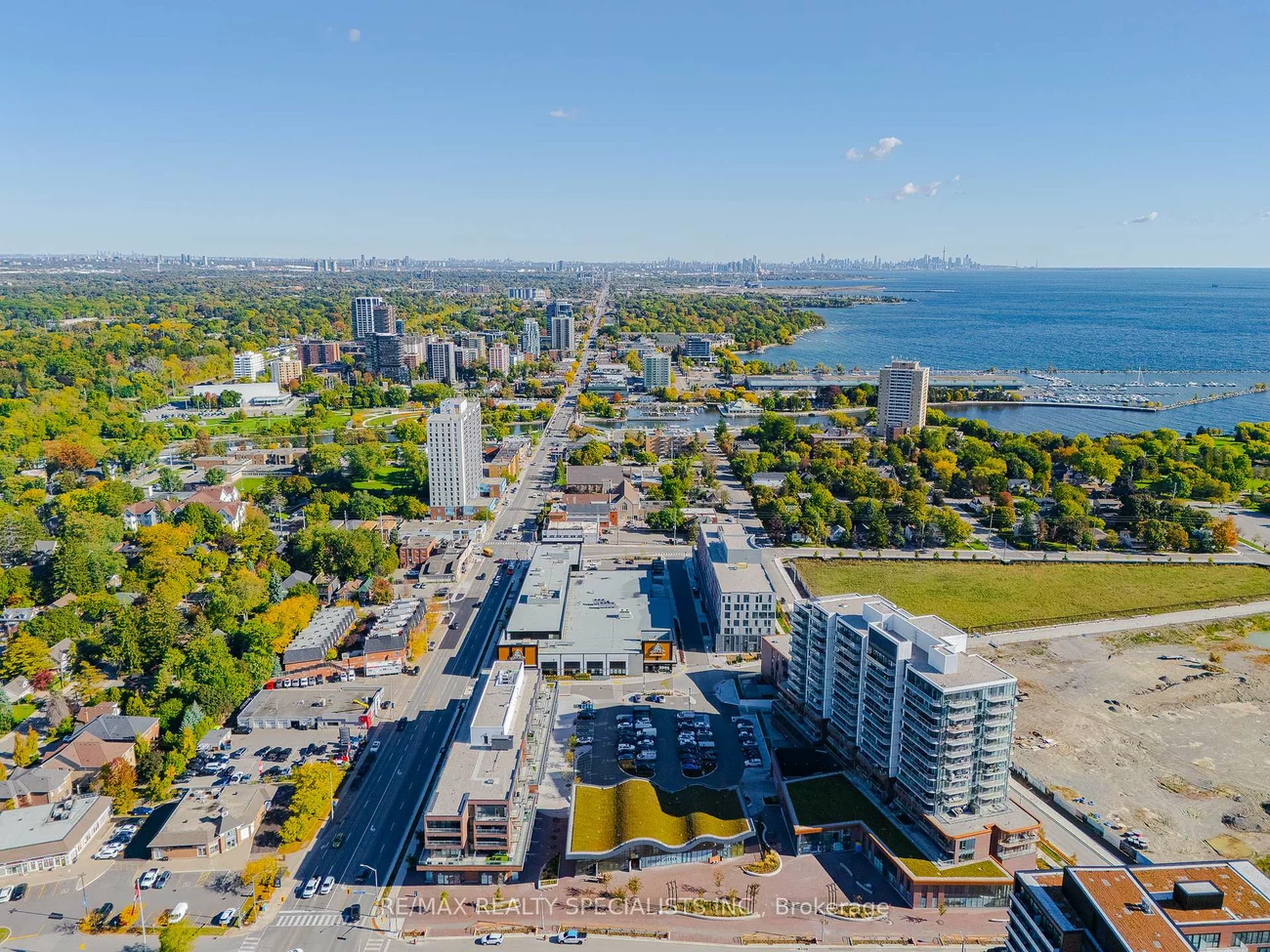 220, Missinnihe, Port Credit, Mississauga