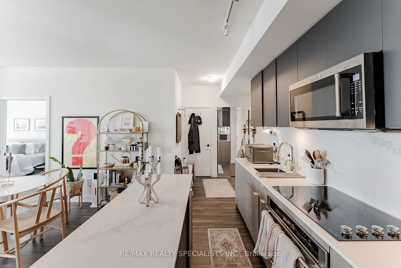 220, Missinnihe, Port Credit, Mississauga