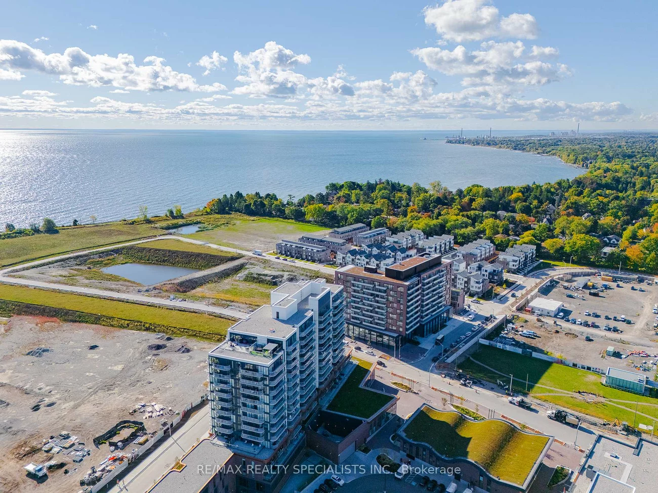 220, Missinnihe, Port Credit, Mississauga