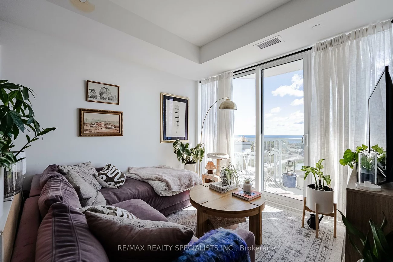 220, Missinnihe, Port Credit, Mississauga