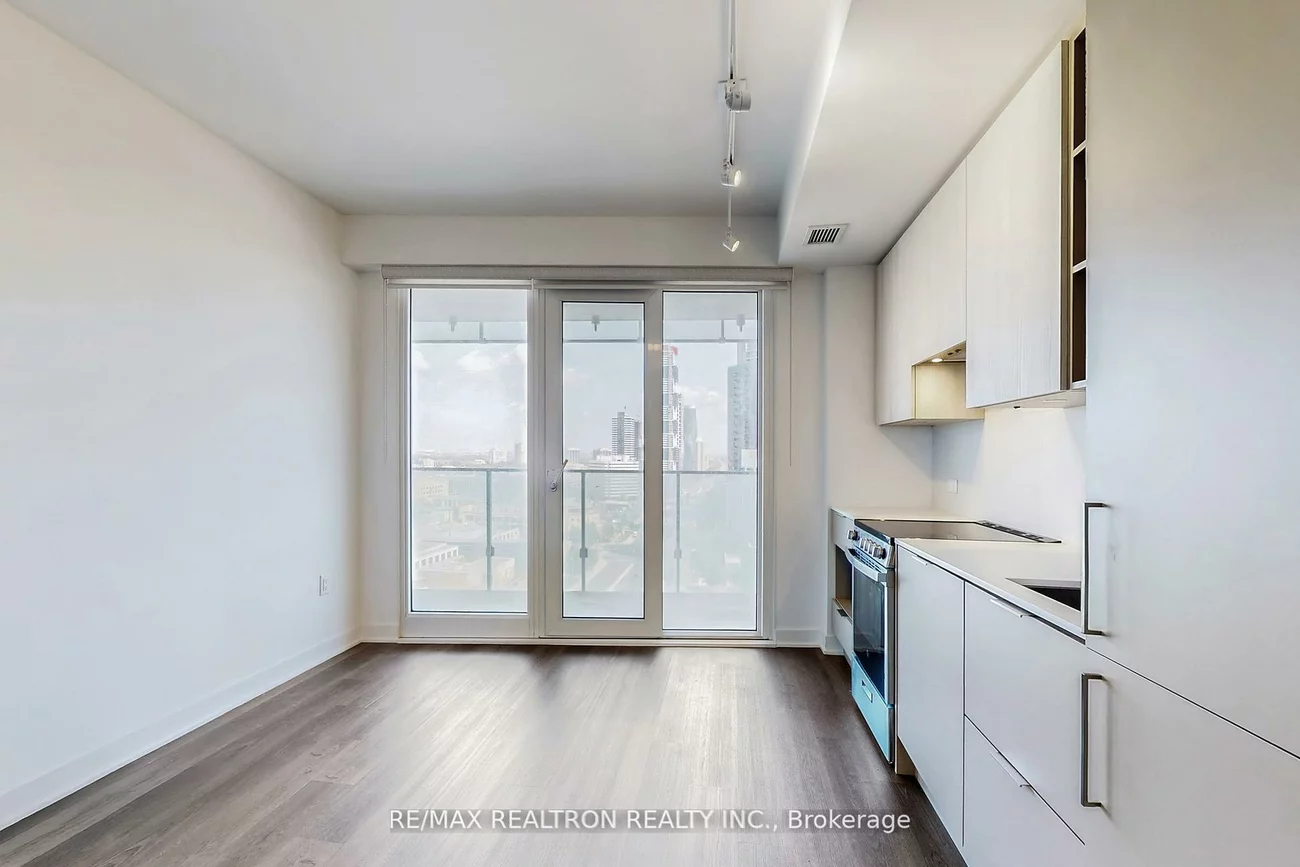 3900, Confederation, City Centre, Mississauga