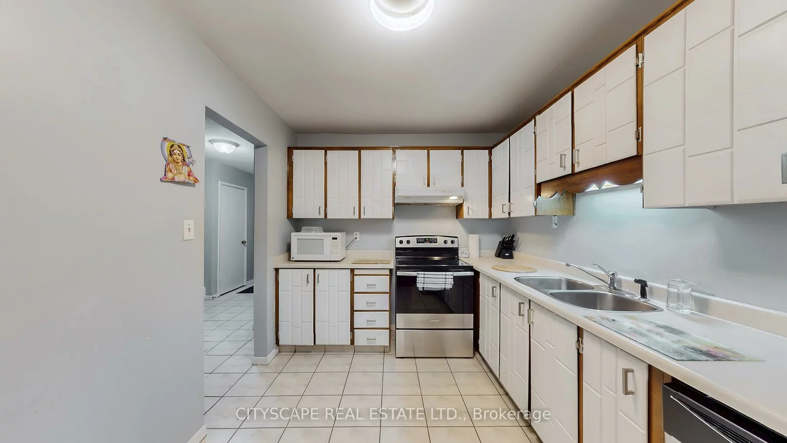 2701, Aquitaine, Meadowvale, Mississauga