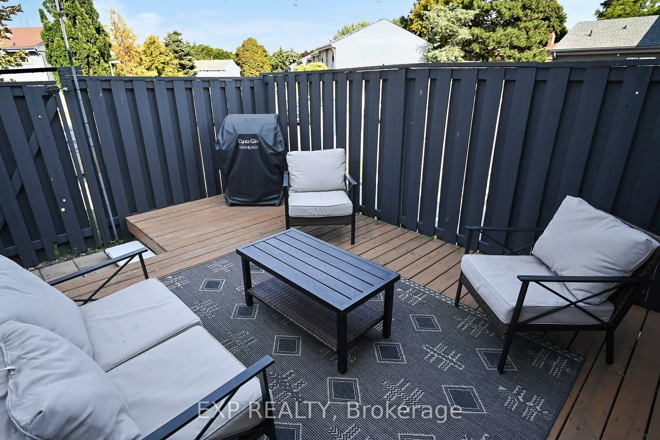 6699, Falconer, Streetsville, Mississauga